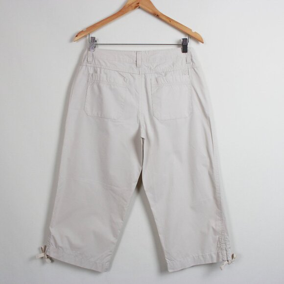 Izod Oatmeal Beige Cotton Low Rise Capri's - Picture 16 of 16